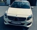 Жовтий Мерседес Б-клас, об'ємом двигуна 1.5 л та пробігом 587 тис. км за 8000 $, фото 1 на Automoto.ua