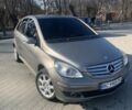 Сірий Мерседес Б-клас, об'ємом двигуна 1.99 л та пробігом 275 тис. км за 6800 $, фото 10 на Automoto.ua