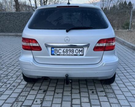 Мерседес Б-класс 2005 в Самборе на Automoto.ua Серый Мерседес Б-класс, объемом двигателя 2 л и пробегом 3 тыс. км за 5500 $, фото 2 на Automoto.ua