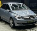 Серый Мерседес Б-класс, объемом двигателя 2 л и пробегом 297 тыс. км за 7300 $, фото 1 на Automoto.ua