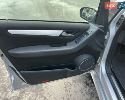 Серый Мерседес Б-класс, объемом двигателя 1.99 л и пробегом 223 тыс. км за 5500 $, фото 8 на Automoto.ua