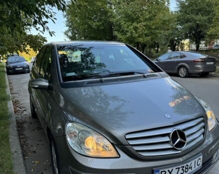 Мерседес Б-клас 2005 у Хмельницькому на Automoto.ua Сірий Мерседес Б-клас, об'ємом двигуна 2 л та пробігом 200 тис. км за 6800 $, фото 2 на Automoto.ua