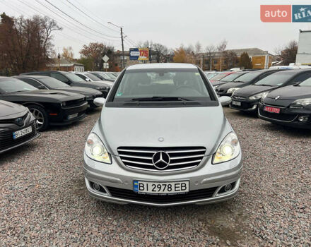 Серый Мерседес Б-класс, объемом двигателя 2.03 л и пробегом 125 тыс. км за 7950 $, фото 1 на Automoto.ua