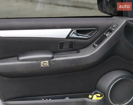 Серый Мерседес Б-класс, объемом двигателя 2 л и пробегом 273 тыс. км за 5500 $, фото 13 на Automoto.ua