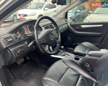 Серый Мерседес Б-класс, объемом двигателя 2.03 л и пробегом 125 тыс. км за 7950 $, фото 13 на Automoto.ua