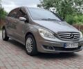 Серый Мерседес Б-класс, объемом двигателя 1.7 л и пробегом 254 тыс. км за 5555 $, фото 1 на Automoto.ua