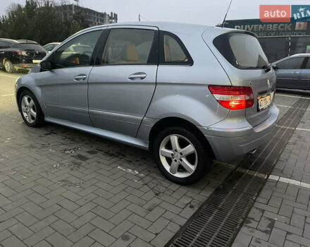 Серый Мерседес Б-класс, объемом двигателя 1.7 л и пробегом 99 тыс. км за 6950 $, фото 5 на Automoto.ua