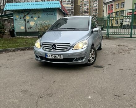 Серый Мерседес Б-класс, объемом двигателя 2 л и пробегом 273 тыс. км за 4999 $, фото 11 на Automoto.ua