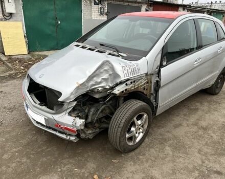 Сірий Мерседес Б-клас, об'ємом двигуна 1.7 л та пробігом 269 тис. км за 1346 $, фото 2 на Automoto.ua