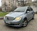 Серый Мерседес Б-класс, объемом двигателя 2 л и пробегом 273 тыс. км за 4999 $, фото 1 на Automoto.ua