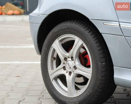 Серый Мерседес Б-класс, объемом двигателя 2 л и пробегом 273 тыс. км за 5500 $, фото 6 на Automoto.ua