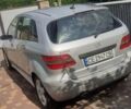 Сірий Мерседес Б-клас, об'ємом двигуна 2 л та пробігом 310 тис. км за 4400 $, фото 4 на Automoto.ua