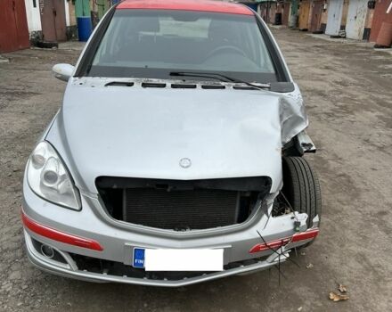 Сірий Мерседес Б-клас, об'ємом двигуна 1.7 л та пробігом 269 тис. км за 1346 $, фото 1 на Automoto.ua