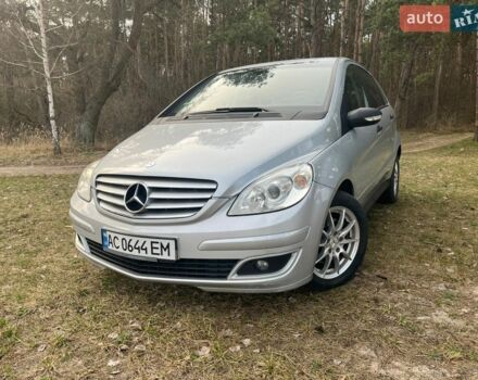 Сірий Мерседес Б-клас, об'ємом двигуна 1.99 л та пробігом 246 тис. км за 4950 $, фото 1 на Automoto.ua