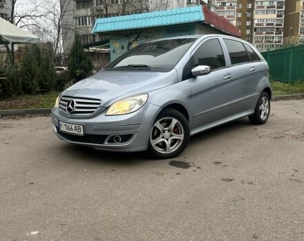 Серый Мерседес Б-класс, объемом двигателя 2 л и пробегом 273 тыс. км за 4999 $, фото 12 на Automoto.ua