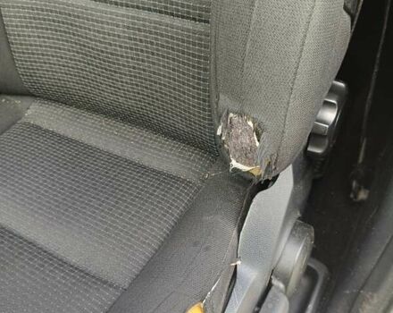 Сірий Мерседес Б-клас, об'ємом двигуна 1.99 л та пробігом 370 тис. км за 4200 $, фото 6 на Automoto.ua