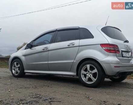 Мерседес Б-клас 2005 у Маневичах на Automoto.ua Сірий Мерседес Б-клас, об'ємом двигуна 1.99 л та пробігом 332 тис. км за 6500 $, фото 3 на Automoto.ua