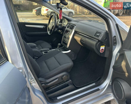 Серый Мерседес Б-класс, объемом двигателя 1.7 л и пробегом 252 тыс. км за 6800 $, фото 13 на Automoto.ua