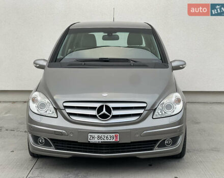 Сірий Мерседес Б-клас, об'ємом двигуна 2 л та пробігом 273 тис. км за 6900 $, фото 8 на Automoto.ua