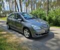 Сірий Мерседес Б-клас, об'ємом двигуна 2 л та пробігом 258 тис. км за 2690 $, фото 1 на Automoto.ua