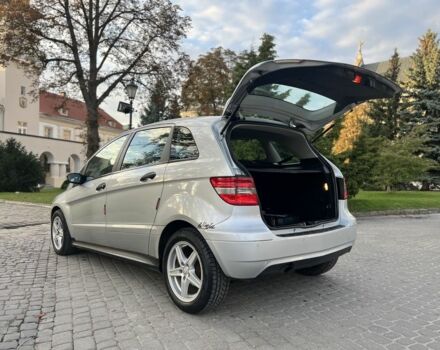 Сірий Мерседес Б-клас, об'ємом двигуна 2 л та пробігом 233 тис. км за 4400 $, фото 6 на Automoto.ua