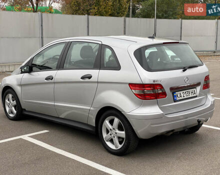 Сірий Мерседес Б-клас, об'ємом двигуна 1.5 л та пробігом 200 тис. км за 6200 $, фото 3 на Automoto.ua