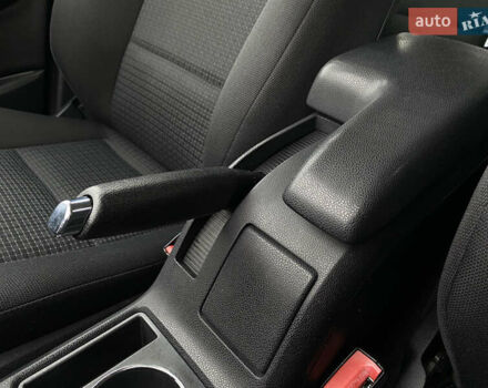 Сірий Мерседес Б-клас, об'ємом двигуна 1.5 л та пробігом 200 тис. км за 6200 $, фото 60 на Automoto.ua