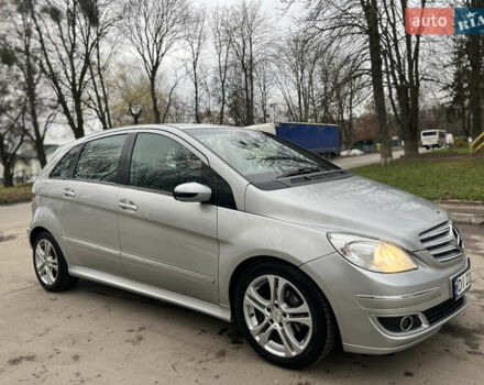 Сірий Мерседес Б-клас, об'ємом двигуна 2 л та пробігом 238 тис. км за 6700 $, фото 3 на Automoto.ua