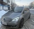 Серый Мерседес Б-класс, объемом двигателя 1.7 л и пробегом 244 тыс. км за 6500 $, фото 1 на Automoto.ua