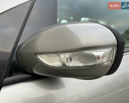 Сірий Мерседес Б-клас, об'ємом двигуна 2 л та пробігом 273 тис. км за 6900 $, фото 47 на Automoto.ua