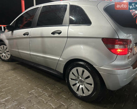 Сірий Мерседес Б-клас, об'ємом двигуна 1.7 л та пробігом 264 тис. км за 5700 $, фото 3 на Automoto.ua