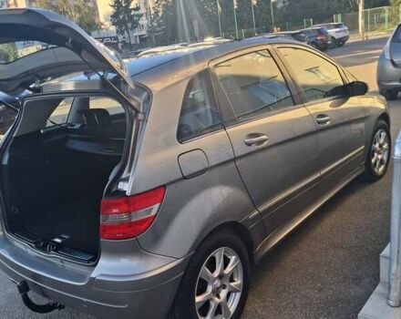 Сірий Мерседес Б-клас, об'ємом двигуна 1.7 л та пробігом 260 тис. км за 5550 $, фото 7 на Automoto.ua