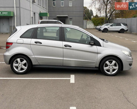 Сірий Мерседес Б-клас, об'ємом двигуна 1.5 л та пробігом 200 тис. км за 6200 $, фото 6 на Automoto.ua