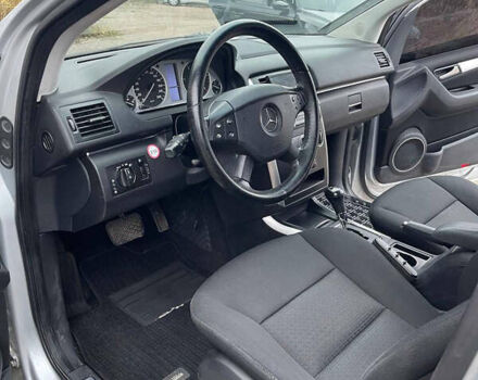 Серый Мерседес Б-класс, объемом двигателя 1.99 л и пробегом 288 тыс. км за 6200 $, фото 6 на Automoto.ua