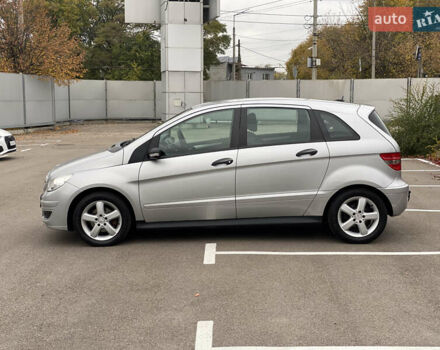 Сірий Мерседес Б-клас, об'ємом двигуна 1.5 л та пробігом 200 тис. км за 6200 $, фото 2 на Automoto.ua