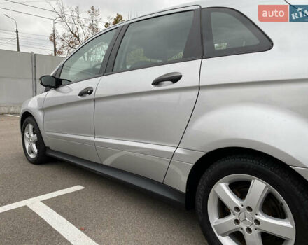 Сірий Мерседес Б-клас, об'ємом двигуна 1.5 л та пробігом 200 тис. км за 6200 $, фото 20 на Automoto.ua