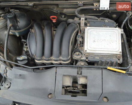 Серый Мерседес Б-класс, объемом двигателя 1.5 л и пробегом 163 тыс. км за 6800 $, фото 8 на Automoto.ua