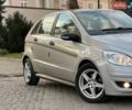Серый Мерседес Б-класс, объемом двигателя 2 л и пробегом 263 тыс. км за 4800 $, фото 2 на Automoto.ua