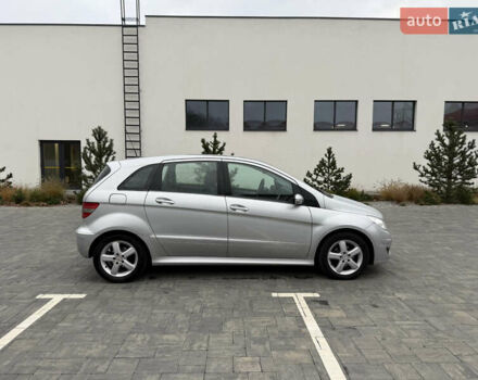 Сірий Мерседес Б-клас, об'ємом двигуна 1.7 л та пробігом 197 тис. км за 6999 $, фото 5 на Automoto.ua