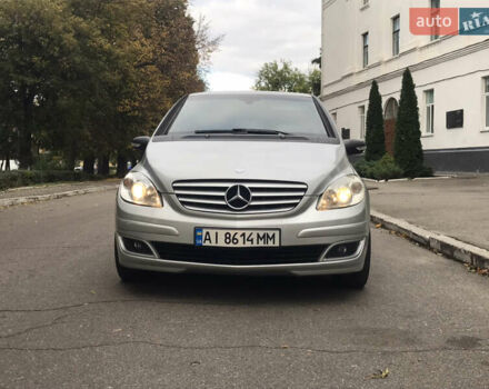 Сірий Мерседес Б-клас, об'ємом двигуна 1.99 л та пробігом 284 тис. км за 4950 $, фото 1 на Automoto.ua
