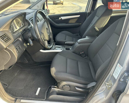 Серый Мерседес Б-класс, объемом двигателя 1.7 л и пробегом 252 тыс. км за 6800 $, фото 8 на Automoto.ua