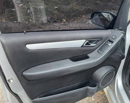 Серый Мерседес Б-класс, объемом двигателя 1.99 л и пробегом 288 тыс. км за 6200 $, фото 7 на Automoto.ua