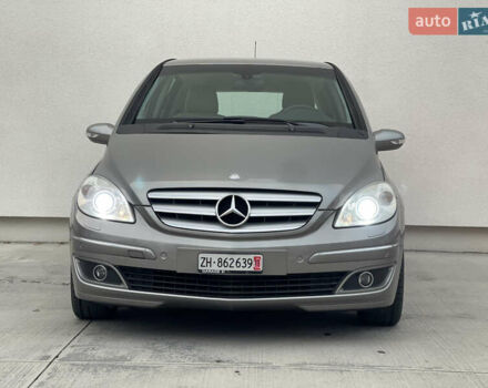 Сірий Мерседес Б-клас, об'ємом двигуна 2 л та пробігом 273 тис. км за 6900 $, фото 12 на Automoto.ua