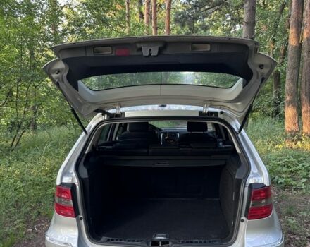 Серый Мерседес Б-класс, объемом двигателя 2 л и пробегом 350 тыс. км за 4500 $, фото 2 на Automoto.ua