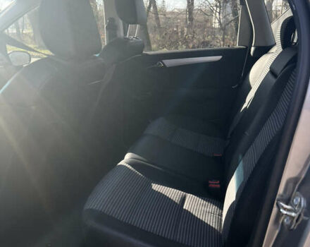 Серый Мерседес Б-класс, объемом двигателя 2 л и пробегом 235 тыс. км за 6200 $, фото 6 на Automoto.ua