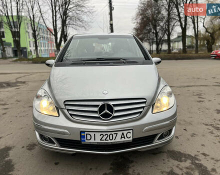 Сірий Мерседес Б-клас, об'ємом двигуна 2 л та пробігом 238 тис. км за 6700 $, фото 1 на Automoto.ua