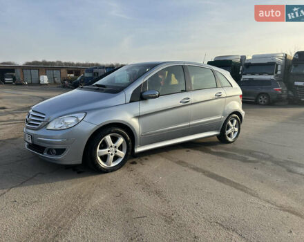 Серый Мерседес Б-класс, объемом двигателя 1.7 л и пробегом 252 тыс. км за 6800 $, фото 6 на Automoto.ua