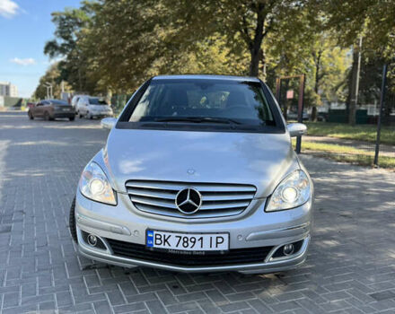 Сірий Мерседес Б-клас, об'ємом двигуна 2.04 л та пробігом 250 тис. км за 7150 $, фото 5 на Automoto.ua