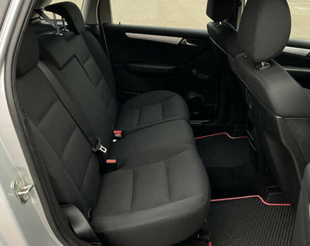 Сірий Мерседес Б-клас, об'ємом двигуна 1.5 л та пробігом 200 тис. км за 6200 $, фото 45 на Automoto.ua