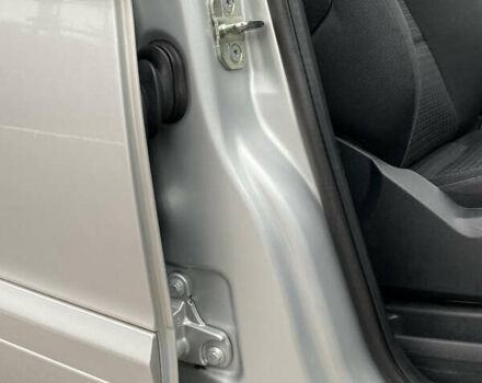 Сірий Мерседес Б-клас, об'ємом двигуна 1.5 л та пробігом 200 тис. км за 6200 $, фото 50 на Automoto.ua